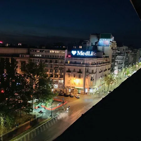 Bucharest's Top View Central Studio Apartamento *